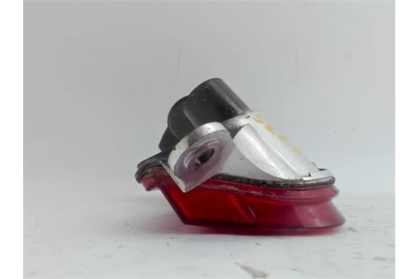 Recambio de reflectante paragolpes trasero para opel corsa c 1.0 blue line referencia OEM IAM   