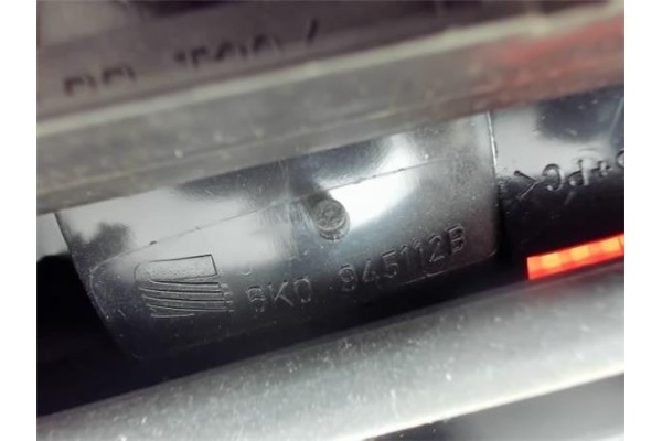 Recambio de piloto trasero derecho para seat cordoba vario (6k5) referencia OEM IAM 6K0945112B  