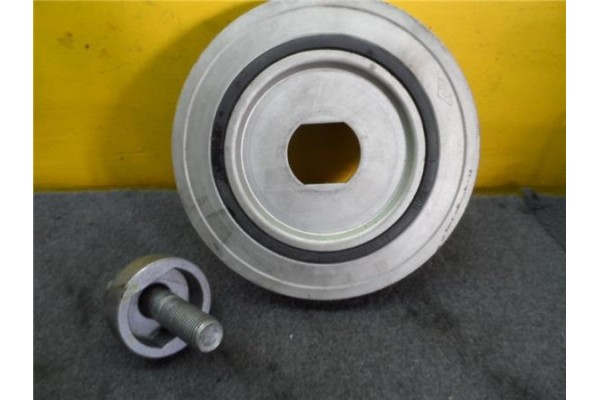 Recambio de polea cigueñal para renault trafic ii furgón 2.0 29 cn referencia OEM IAM 8201058962  