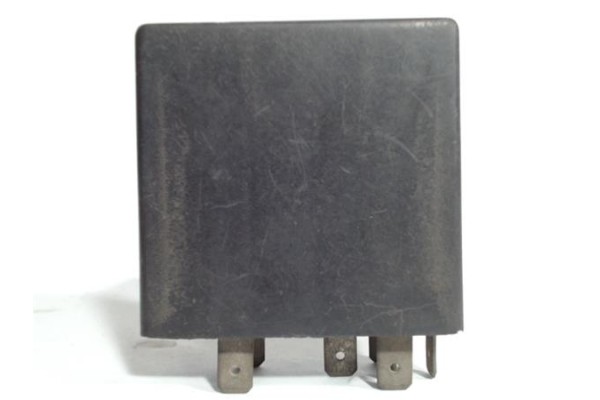Recambio de caja reles para alfa romeo alfa 164 3.0 v6 referencia OEM IAM 2043011  