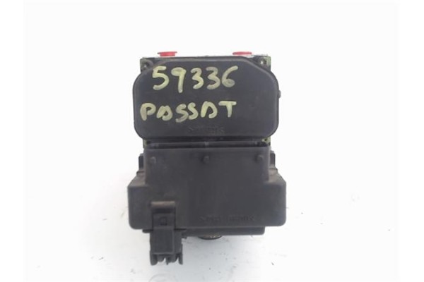 Recambio de nucleo abs para volkswagen passat berlina (3b2) 1.8 básico referencia OEM IAM 8E0614111  