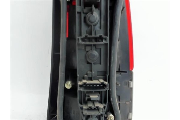 Recambio de piloto trasero izquierdo para seat cordoba vario (6k5) referencia OEM IAM 6K0945111B  