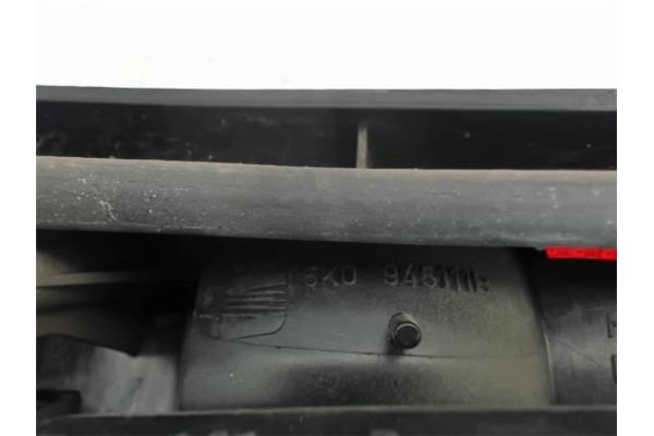 Recambio de piloto trasero izquierdo para seat cordoba vario (6k5) referencia OEM IAM 6K0945111B  