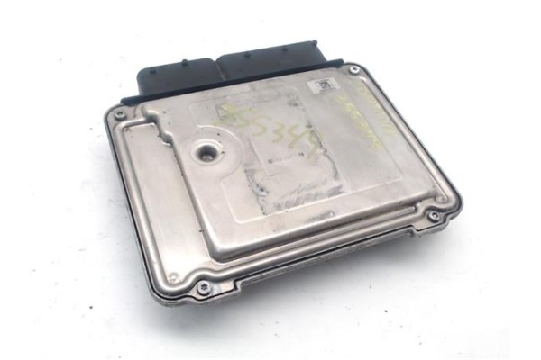 Recambio de centralita para chevrolet captiva 2.0 d referencia OEM IAM 25181343 0281016588 