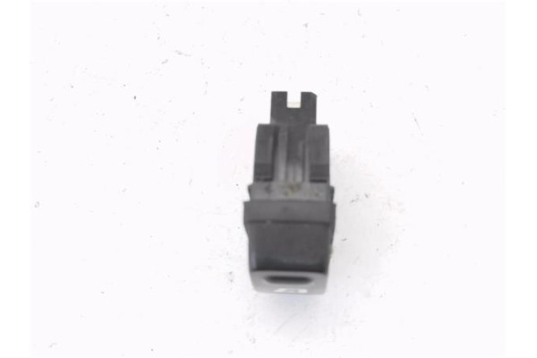 Recambio de mando elevalunas delantero izquierdo para citroen xsara picasso 1.6 hdi referencia OEM IAM 6552TA  