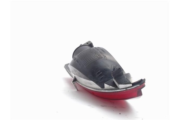 Recambio de piloto antiniebla trasero derecho para opel corsa c 1.0 blue line referencia OEM IAM   