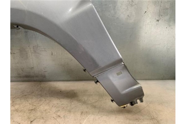 Recambio de aleta delantero izquierda para kia sportage (km) 2.0 crdi referencia OEM IAM 663111F120  