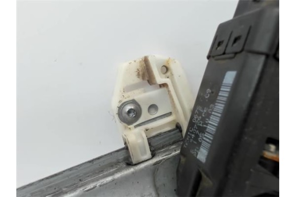 Recambio de mecanismo elevalunas trasero derecho para renault scenic ii (jm) referencia OEM IAM   