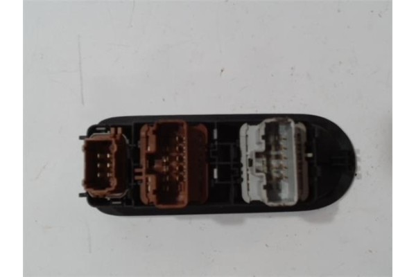 Recambio de mando elevalunas para renault grand scénic ii (jm0/1_) 1.5 dci (jm1e) referencia OEM IAM 156018070  