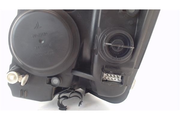 Recambio de faro delantero izquierdo para citroen c2 1.1 referencia OEM IAM 620870  