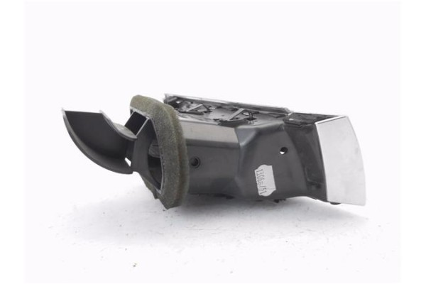 Recambio de rejilla entrada de aire para audi a6 avant (4f5) 2.0 tdi referencia OEM IAM 4F1820901D  