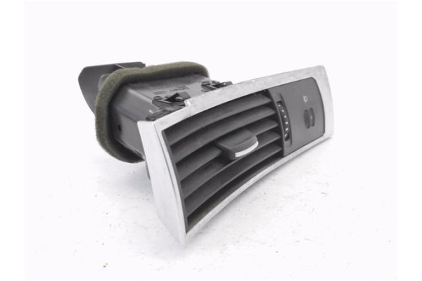 Recambio de rejilla entrada de aire para audi a6 avant (4f5) 2.0 tdi referencia OEM IAM 4F1820901D  