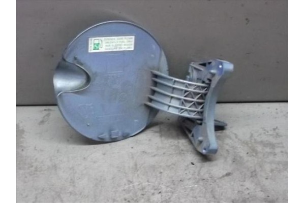Recambio de tapa exterior combustible para citroen c3 1.4 i referencia OEM IAM 151796  