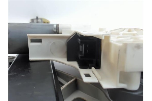 Recambio de elevalunas electrico trasero derecho para audi s6 berlina (4gc) 4.0 tfsi quattro referencia OEM IAM 4G0839462 102192