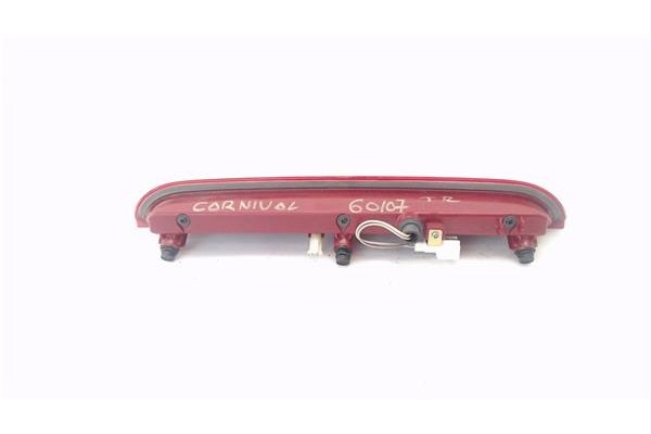 Recambio de luz central de freno para kia carnival 2.9 crdi referencia OEM IAM 927004D000  