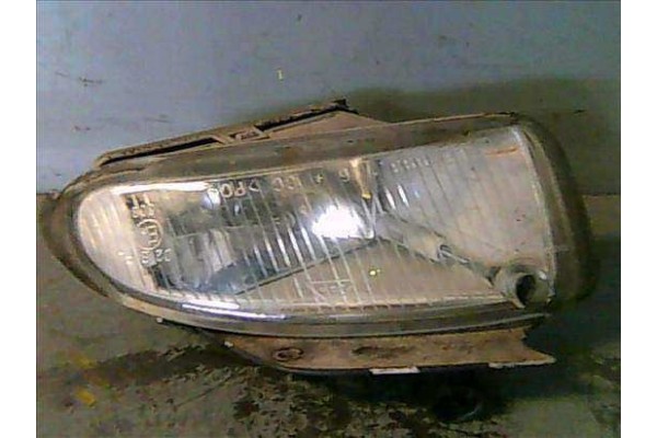 Recambio de faro antiniebla para chrysler voyager gs 2.4 i referencia OEM IAM 4676539  