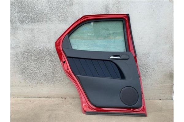 Recambio de puerta trasero derecha para seat leon (1p1) 1.4 stylance / style referencia OEM IAM   