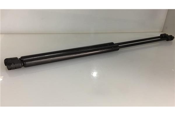 Recambio de amortiguador porton para seat ibiza (6k1) 1.4 i referencia OEM IAM 6K5827550A  