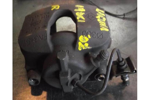 Recambio de pinza freno delantero derecha para renault laguna ii (bg0) 1.9 dci (bg0g) referencia OEM IAM 7701049104  