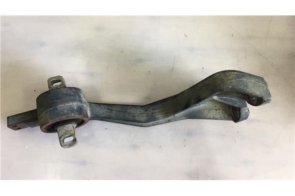 Recambio de soporte diferencial para mercedes-benz vito / mixto furgón (w639) 111 cdi referencia OEM IAM 6393530495  
