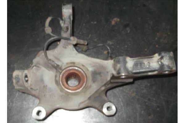 Recambio de mangueta delantero izquierda para renault laguna ii (bg0) 1.9 dci (bg0g) referencia OEM IAM 8200320888  