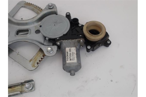 Recambio de mecanismo elevalunas trasero derecho para toyota corolla verso (r1) referencia OEM IAM   
