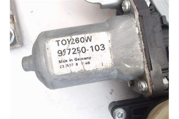 Recambio de mecanismo elevalunas trasero derecho para toyota corolla verso (r1) referencia OEM IAM   