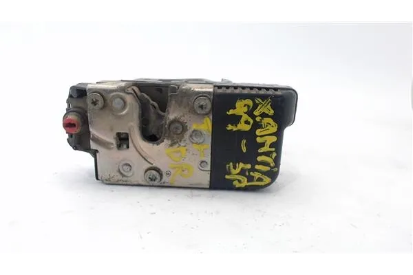 Recambio de cierre electromagnetico trasero derecho para citroen xantia berlina 2.0 hdi 109 referencia OEM IAM 913859  