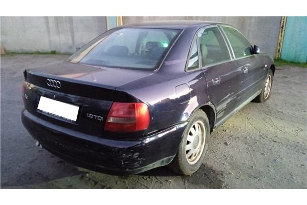 audi a4 berlina (b5) del año 2000