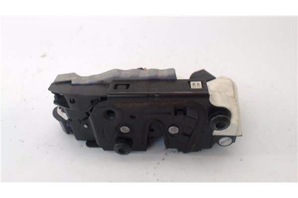 Recambio de cierre electromagnetico trasero izquierdo para seat ibiza berlina (6j5) 1.6 tdi referencia OEM IAM 6J0839015E  