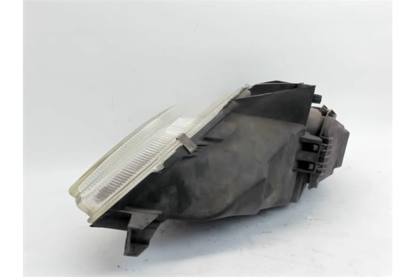 Recambio de faro delantero dcho para citroen xantia berlina referencia OEM IAM 95667948  