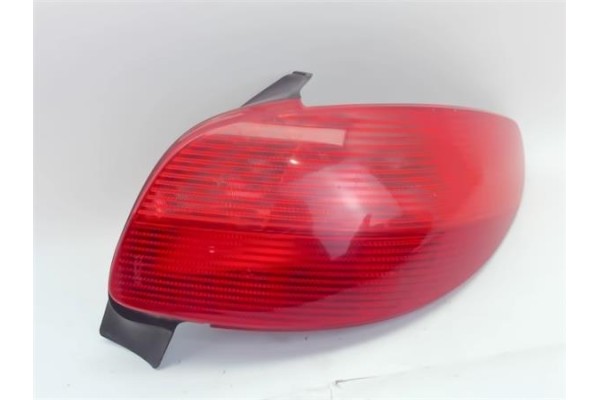 Recambio de piloto trasero derecho para peugeot 206 berlina referencia OEM IAM   