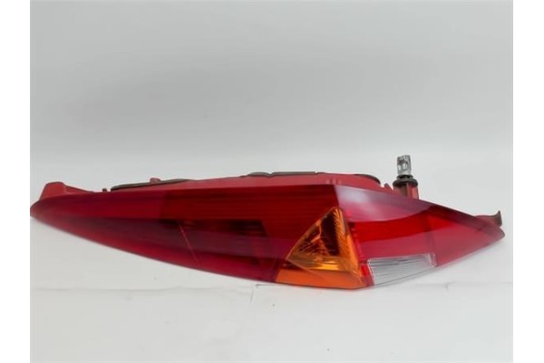 Recambio de piloto trasero derecho para fiat punto ii berlina (188) referencia OEM IAM   
