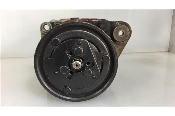 Recambio de compresor aire acond. para renault r 21 berlina (b/l48) 1.7 referencia OEM IAM 811026123 SD7097H15 