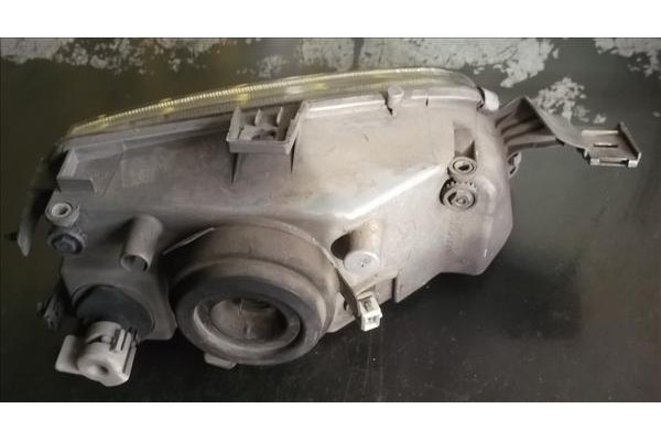 Recambio de faro delantero izquierdo para fiat i punto (176) berlina 1.7 d referencia OEM IAM 46407146  