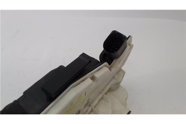 Recambio de cierre electromagnetico trasero izquierdo para seat ibiza berlina (6j5) 1.6 tdi referencia OEM IAM 6J0839015E  