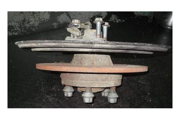 Recambio de mangueta trasero derecha para renault trafic ii furgón (fl) 1.9 dci 100 (fl0c) referencia OEM IAM 430421801R  