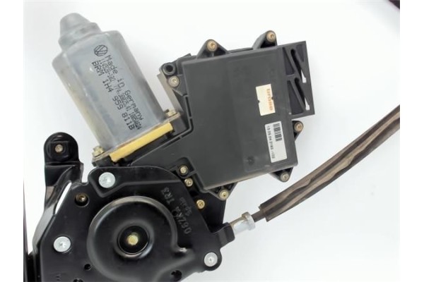 Recambio de mecanismo elevalunas trasero derecho para seat alhambra (7v9) referencia OEM IAM 1H4959811B  