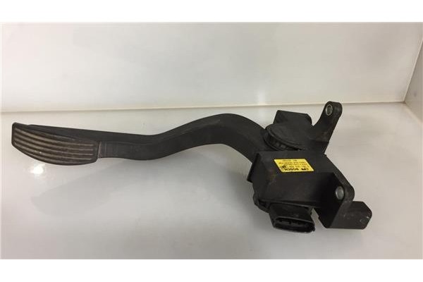 Recambio de pedal acelerador para iveco daily furgón 2.3 furgón 35c... batalla 3000l referencia OEM IAM 504061734 0281002632 