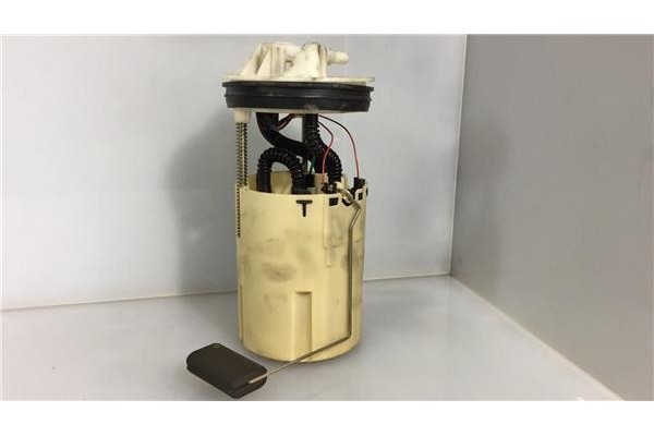 Recambio de bomba combustible para nissan almera (n16/e) 1.5 referencia OEM IAM 170405M300 0580313043 