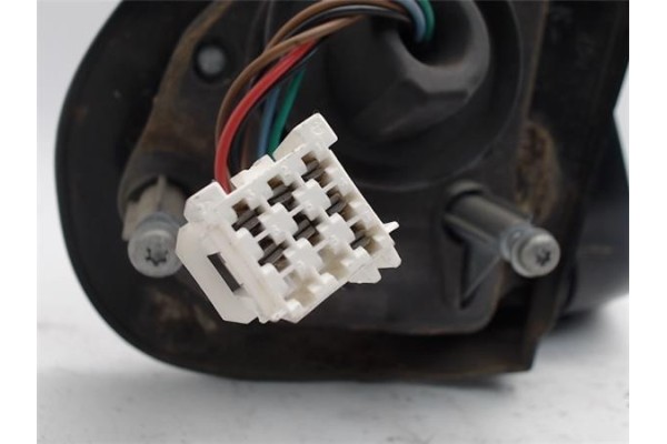 Recambio de retrovisor electrico derecho para peugeot 206 referencia OEM IAM   