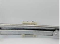Recambio de mecanismo elevalunas trasero derecho para renault laguna ii (bg0) referencia OEM IAM 8200000358  