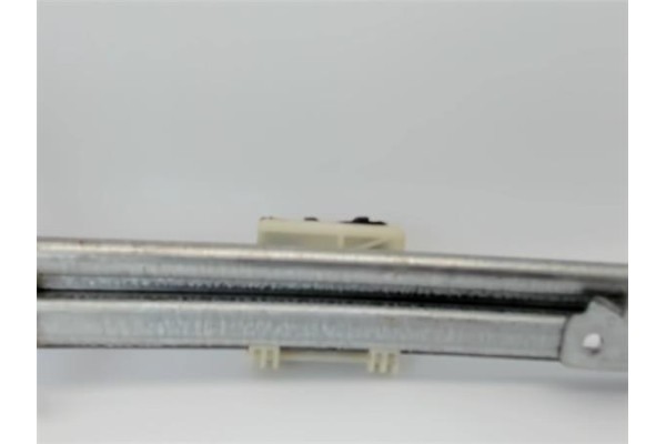Recambio de mecanismo elevalunas trasero derecho para renault laguna ii (bg0) referencia OEM IAM 8200000358  