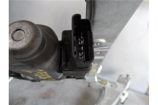 Recambio de mecanismo elevalunas delantero derecho para renault clio iii 1.5 dci (br17, cr17) referencia OEM IAM 8200291147 5036