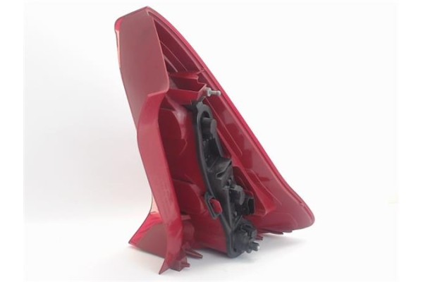 Recambio de piloto trasero izquierdo para citroen c4 coupe 1.6 vtr plus referencia OEM IAM 6350T6  