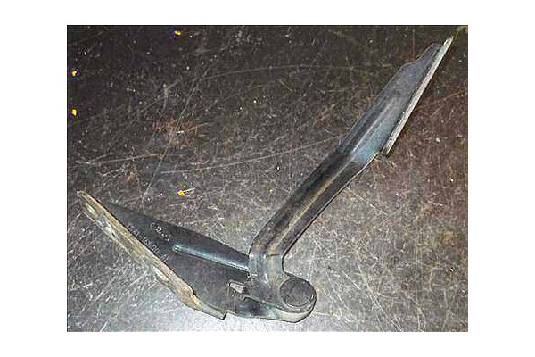 Recambio de bisagra capo derecha para ford focus (daw, dbw) 1.6 16v referencia OEM IAM 1308148  