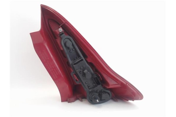 Recambio de piloto trasero izquierdo para citroen c4 coupe 1.6 vtr plus referencia OEM IAM 6350T6  