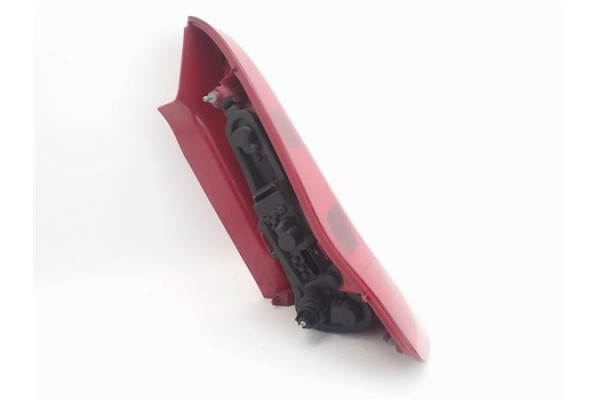 Recambio de piloto trasero izquierdo para citroen c4 coupe 1.6 vtr plus referencia OEM IAM 6350T6  