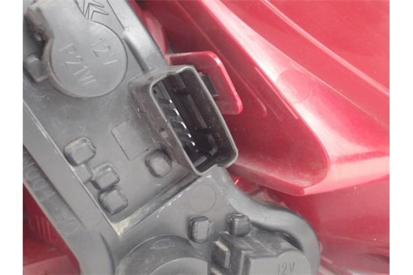 Recambio de piloto trasero izquierdo para citroen c4 coupe 1.6 vtr plus referencia OEM IAM 6350T6  