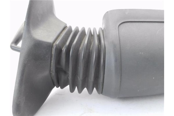 Recambio de retrovisor izquierdo para peugeot 205 ii (20a/c) 1.8 diesel referencia OEM IAM E200767  